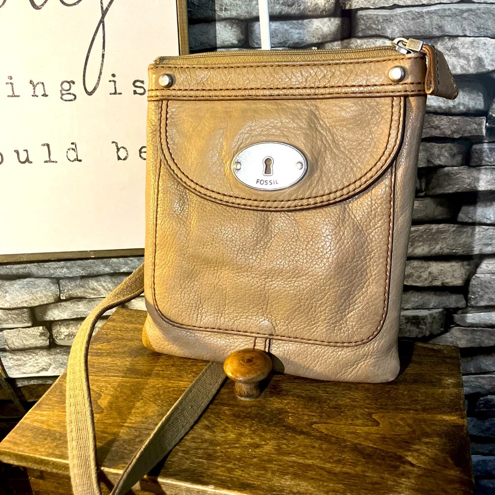 Fossil crossbody